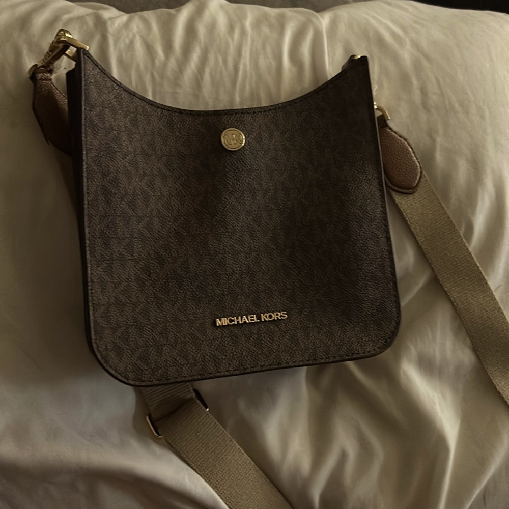 New without tags small Michael Kors purse